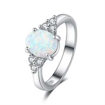 Cincin Batu Opal Putih Wanita Lucu Cincin Pertunangan Warna Perak Klasik Cincin Kawin Oval Kristal Mewah untuk Perhiasan Wanita