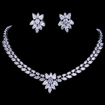 Emmaya Warna Emas Putih Mewah Bridal CZ Crystal Necklace dan Earring Set Set Perhiasan Pernikahan Besar Untuk Pengantin Wanita