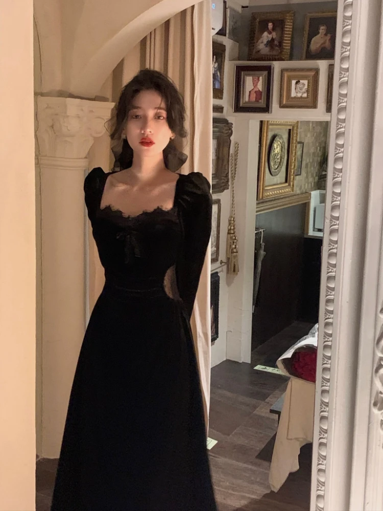 Gaun Beludru Hitam Ramping Musim Gugur 2022 Gaun Midi Elegan Fashion Korea Kasual Desain Gaun Renda Vintage Lengan Panjang Pesta Wanita - 1