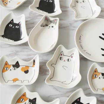 Piring Saus Kucing Keramik Jepang Piring Bumbu Berbentuk Kucing Aksesori Peralatan Makan Dapur Hidangan Penutup Dekorasi Rumah Tangga