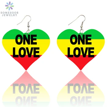 SOMESOOR One Love United African Colors Anting-Anting Drop Kayu Hati Besar Kedua Sisi Liontin Kayu AFRO Cetak Menjuntai untuk Hadiah Wanita