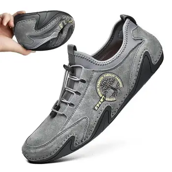 Sepatu Kasual Pria Sneakers Fashion Kulit Sepatu Pantofel Bersirkulasi Buatan Tangan Sepatu Perahu Ukuran Plus 38-48 Sepatu Mengemudi