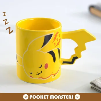 Cangkir Air Kartun Pokemon 370ml Model Piakchu Lucu Mug Kantor Rumah Bahan Keramik Periferal Anime Hadiah Kejutan Anak-anak