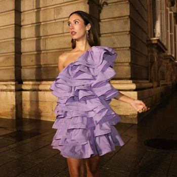 Gaun Pesta Berlapis Desainer Baru 2023 Gaun Pesta Ulang Tahun Wanita Panjang Mini Ruffle Satu Bahu Gaun Lipit yang Dibuat Khusus