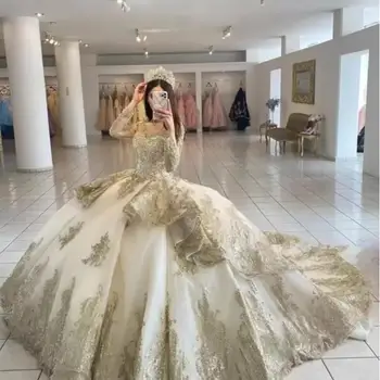 Gaun Quinceanera Manik-manik Sampanye 2022 Gaun Pesta Putri Lengan Panjang Appliqued Bertali Gaun Pesta Prom Gaun Topeng
