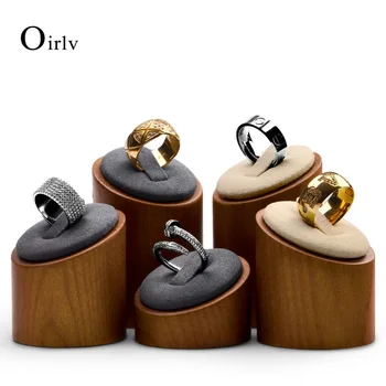Oirlv 3 Buah / Set Tampilan Cincin Kayu Solid dengan Tempat Perhiasan Microfiber Dudukan Cincin Bundar untuk Etalase