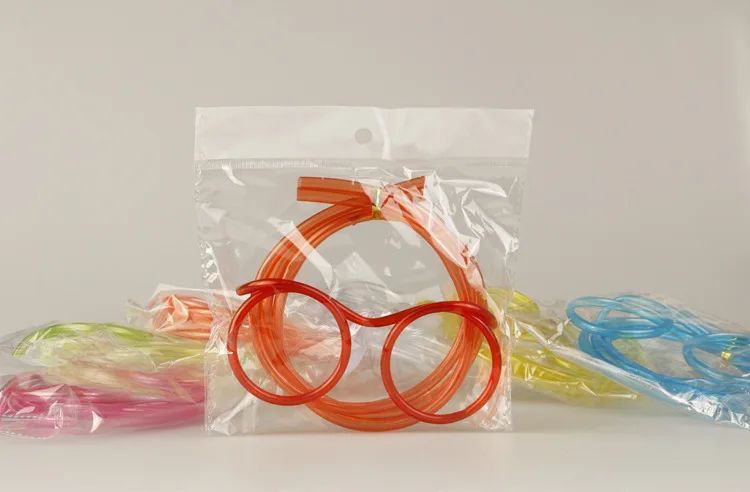 Sedotan Plastik Lembut Lucu Kreatif untuk Mainan Pesta Ulang Tahun Anak-anak Kacamata Menyenangkan Mainan Minum Fleksibel Hadiah Mainan Pesta Bayi Anak-anak - 4